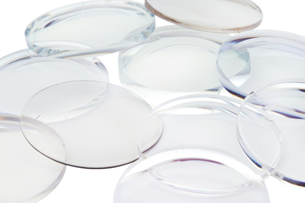 how to clean contact lenses safely